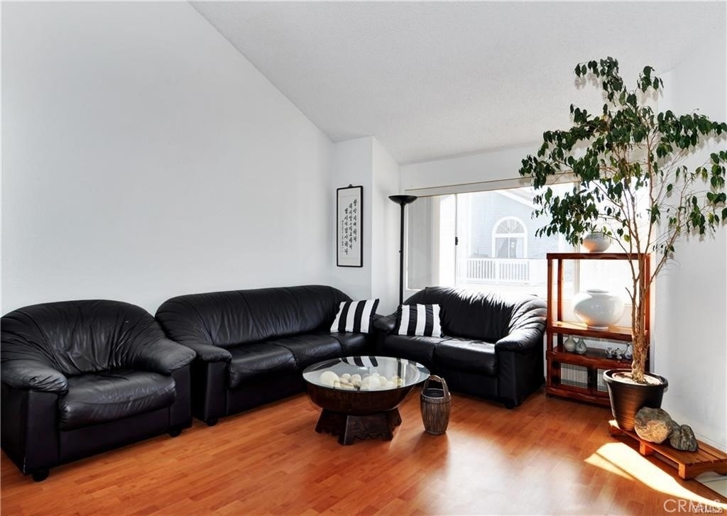 10411 Garden Grove - Photo 5