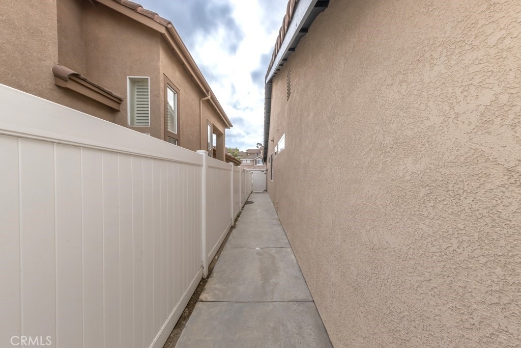 933 S Dylan Way - Photo 31