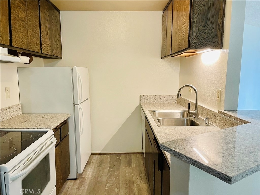 620 The Village - Photo 1