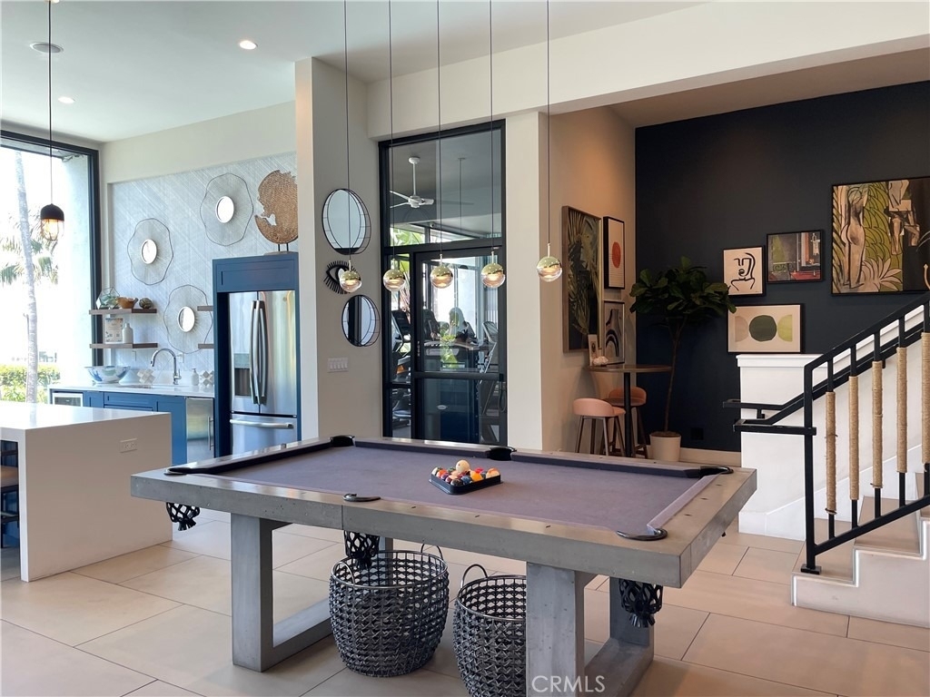 620 The Village - Photo 6