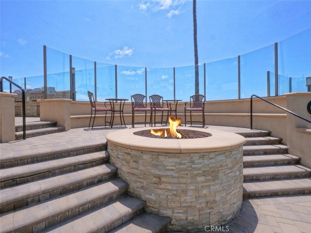 620 The Village - Photo 15