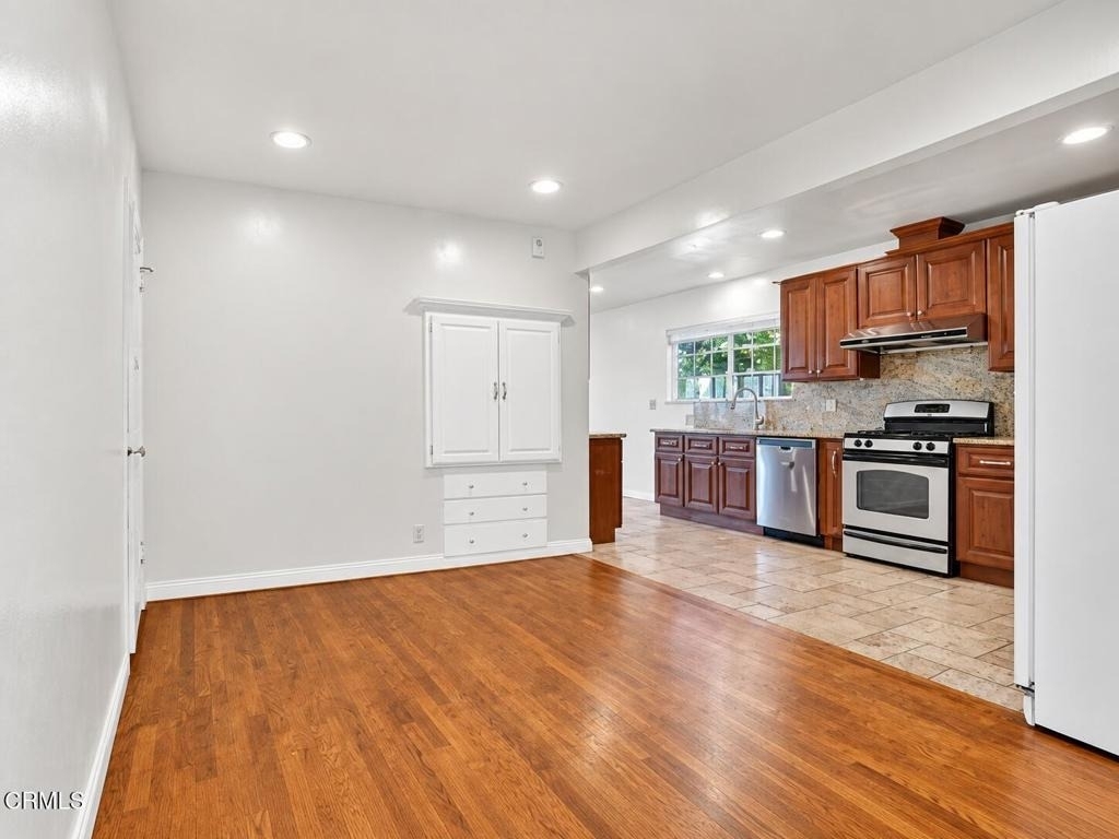 3289 Inglewood Boulevard - Photo 8