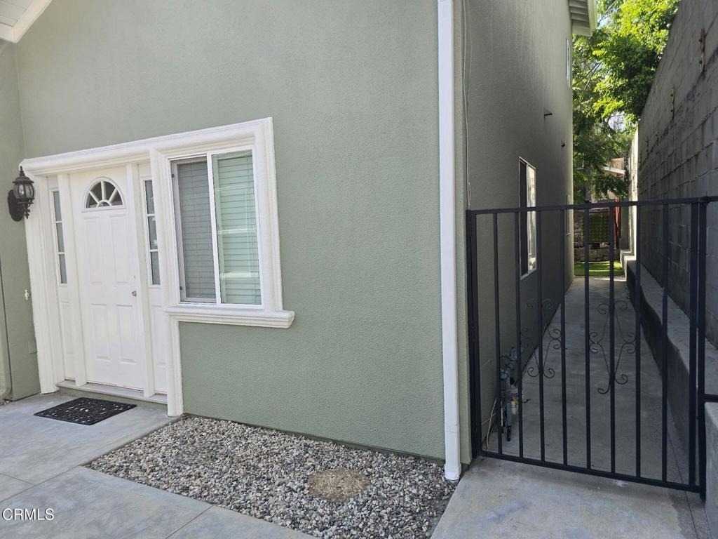 4117 Briggs Avenue - Photo 3