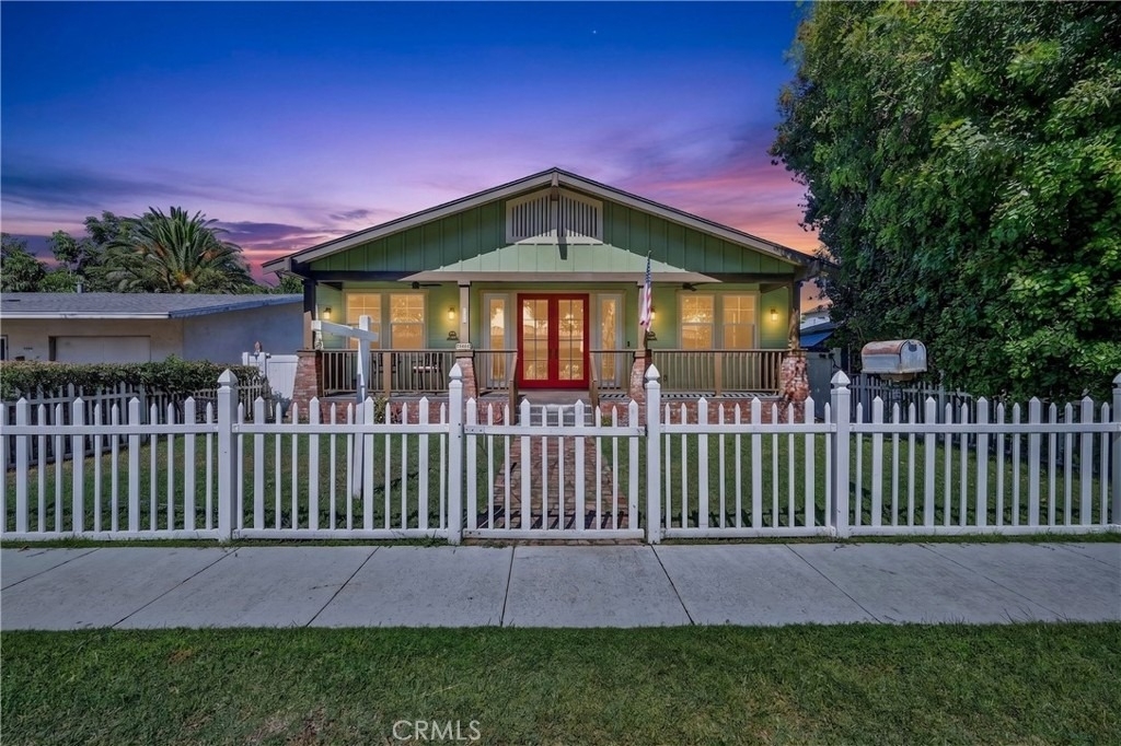 10901 Chestnut - Photo 0
