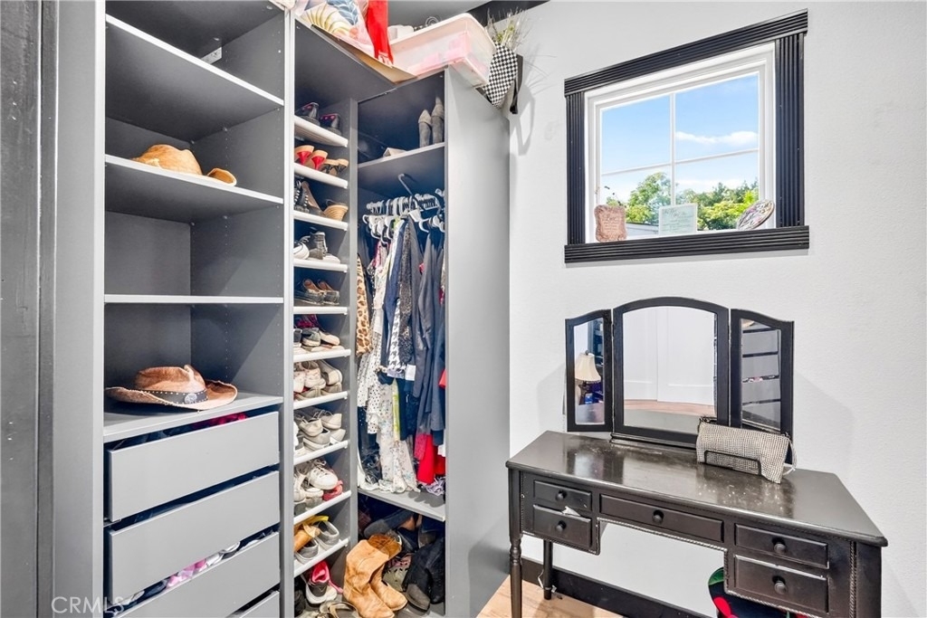 10901 Chestnut - Photo 20