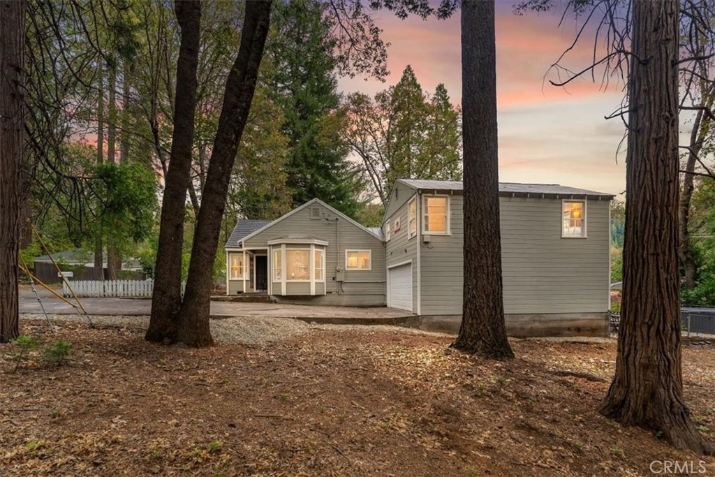 4312 Hemlock - Photo 5