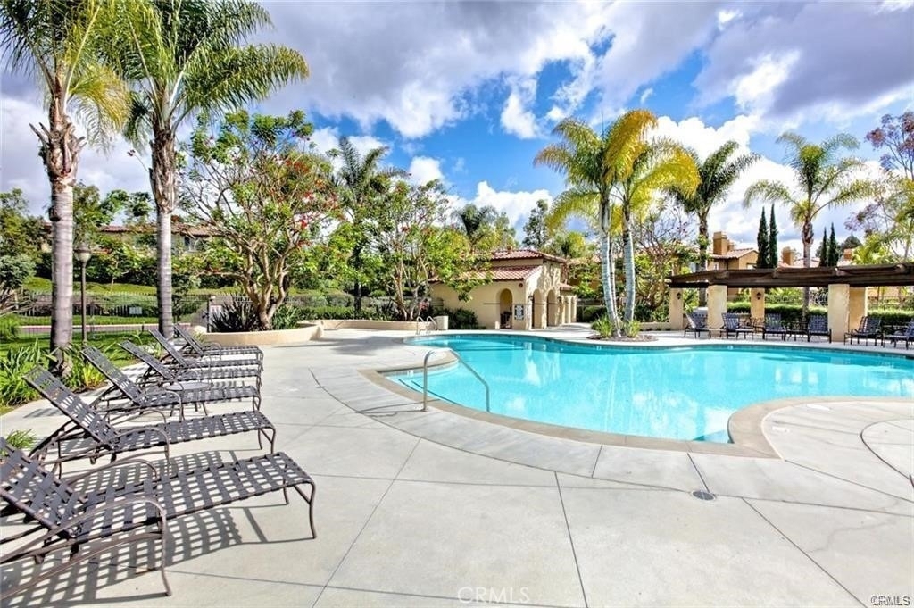 1 Paseo Vista - Photo 19