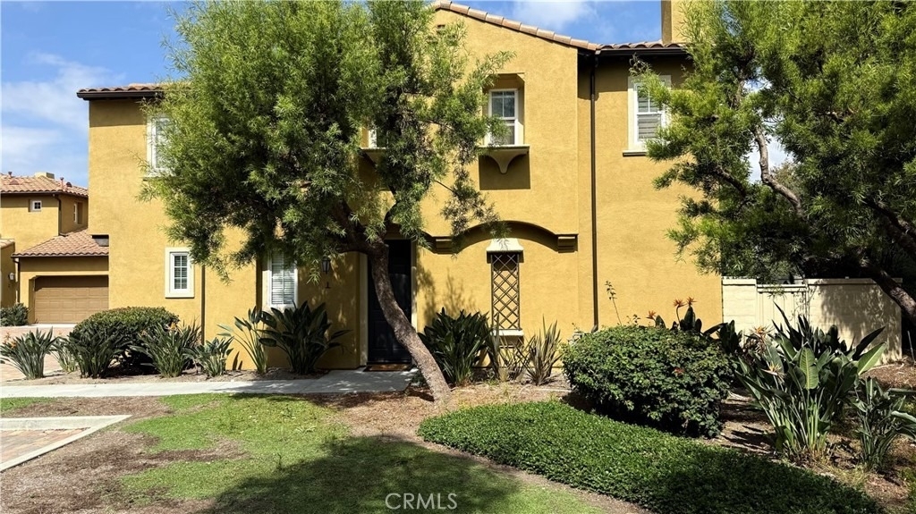 1 Paseo Vista - Photo 4