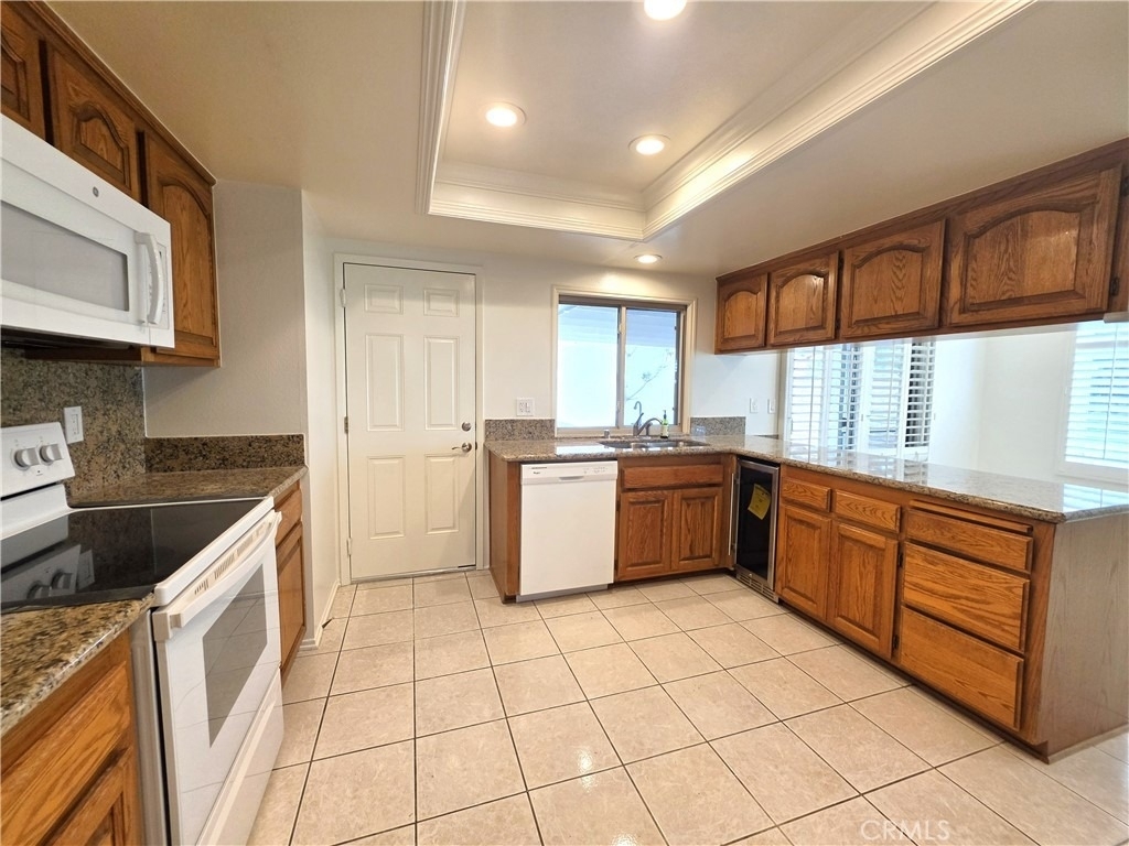 3709 S Sea Cliff - Photo 9