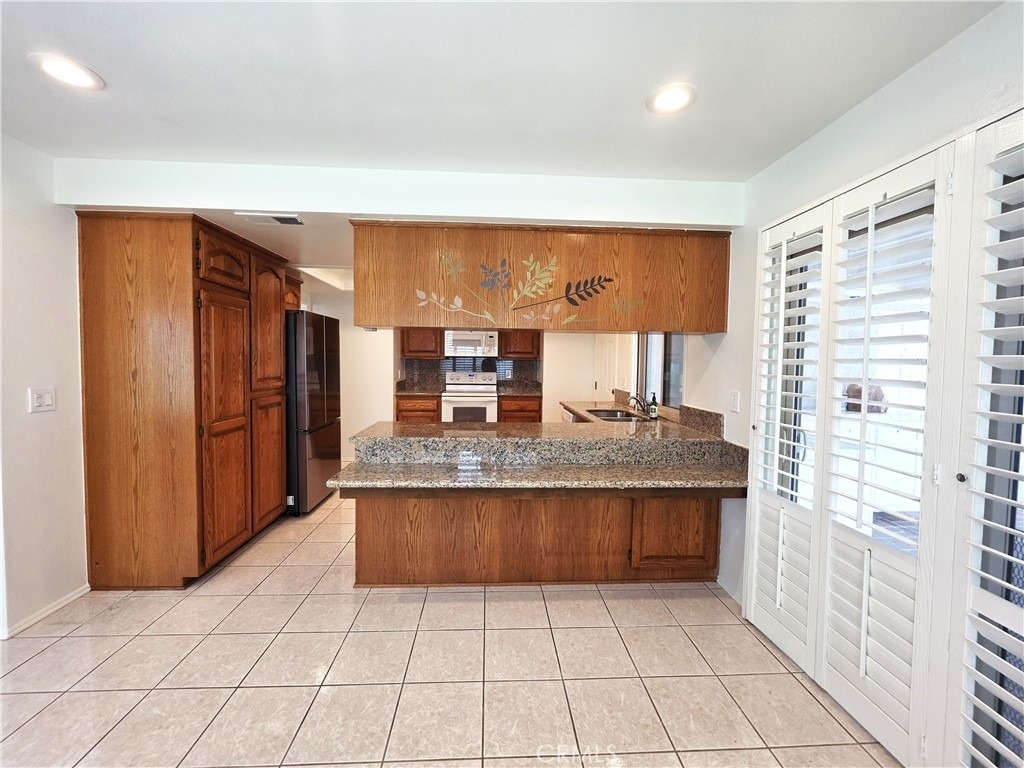 3709 S Sea Cliff - Photo 11