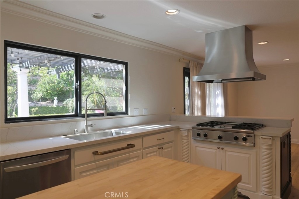 423 S Westridge - Photo 8
