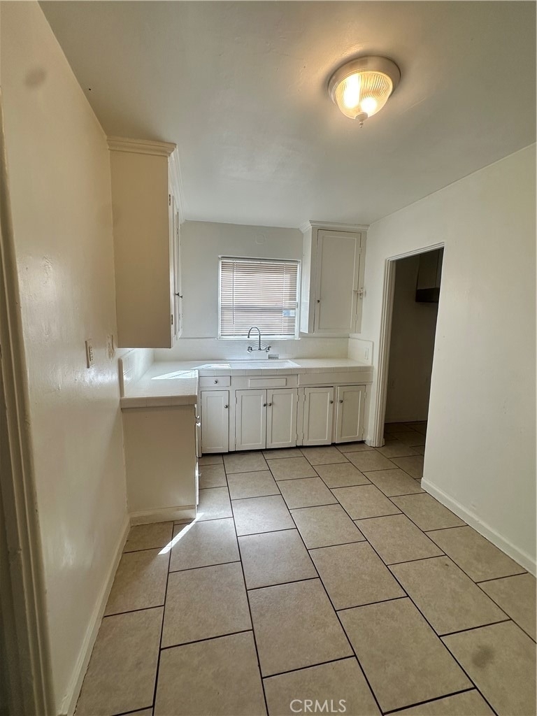 111 E Moneta - Photo 9