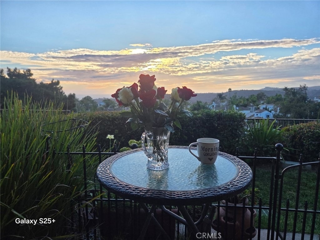1056 Calle Del Cerro - Photo 2