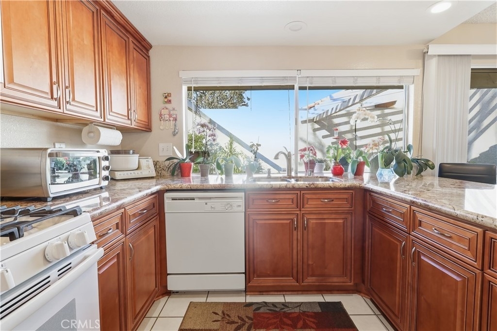 11477 Benton - Photo 9