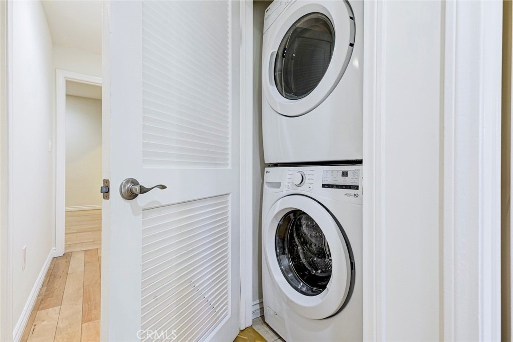 556 E Palm Avenue - Photo 14