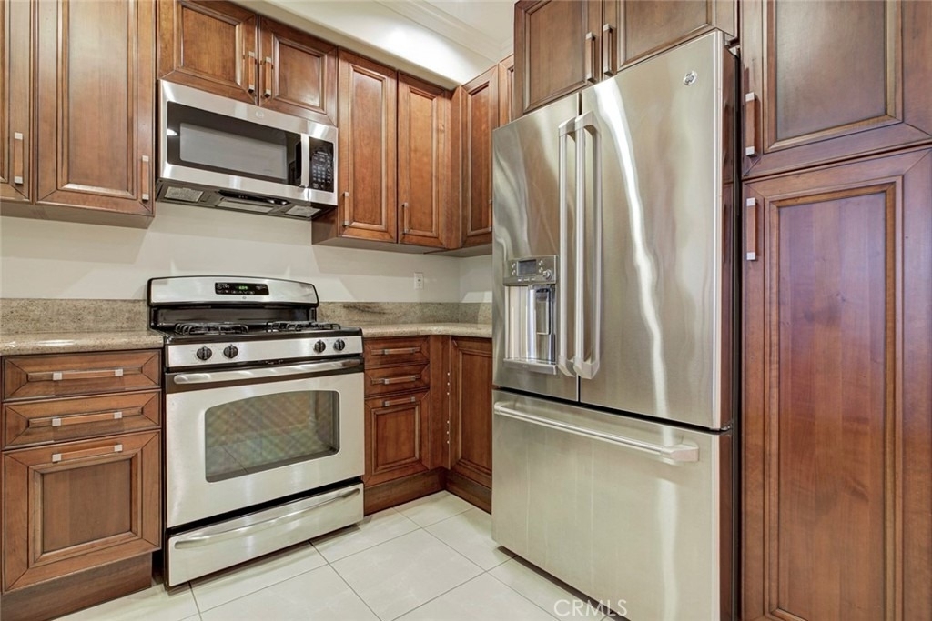 556 E Palm Avenue - Photo 5