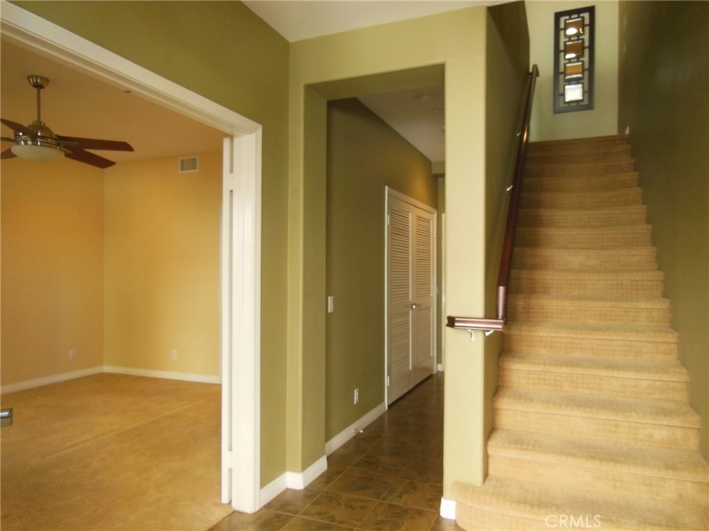 732 W 1st Street - Photo 7