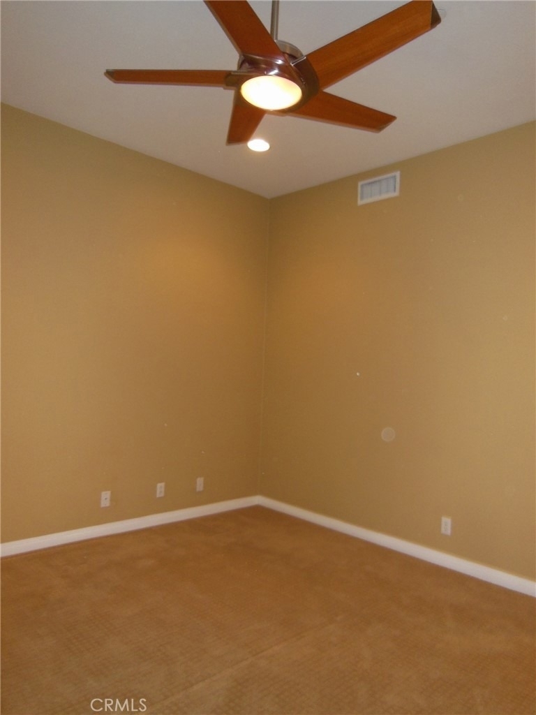732 W 1st Street - Photo 16