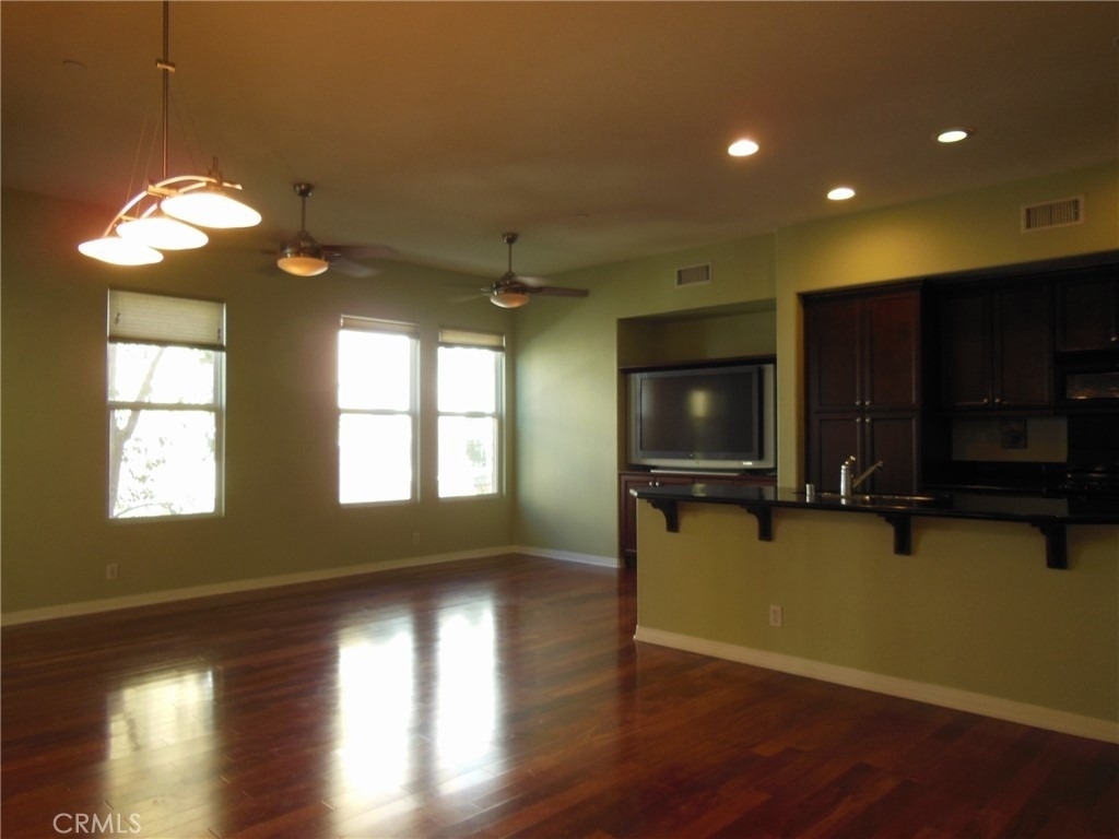 732 W 1st Street - Photo 13