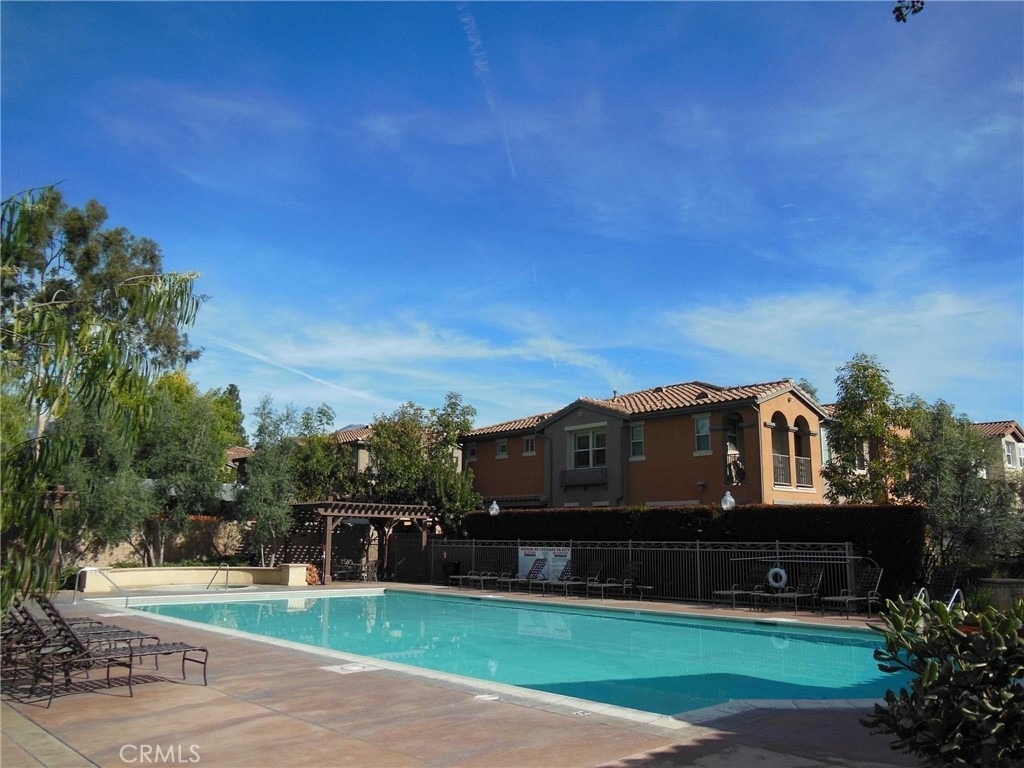 732 W 1st Street - Photo 29