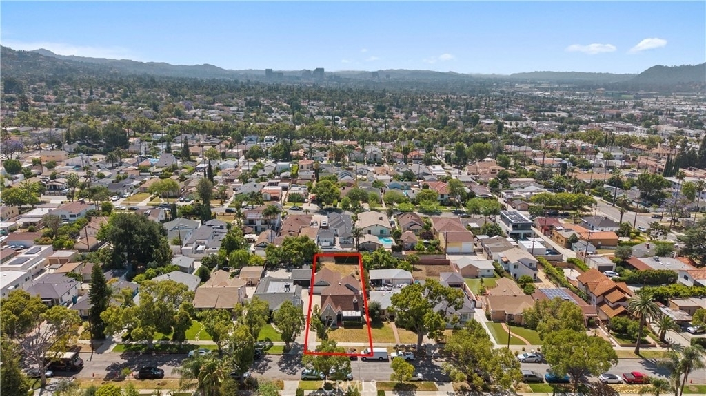 1230 Spazier Avenue - Photo 47