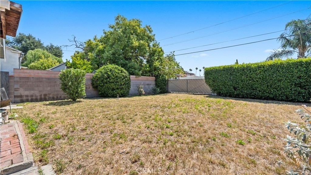 1230 Spazier Avenue - Photo 30