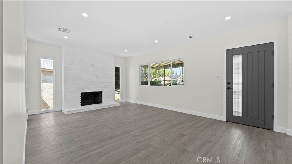 1230 Spazier Avenue - Photo 6