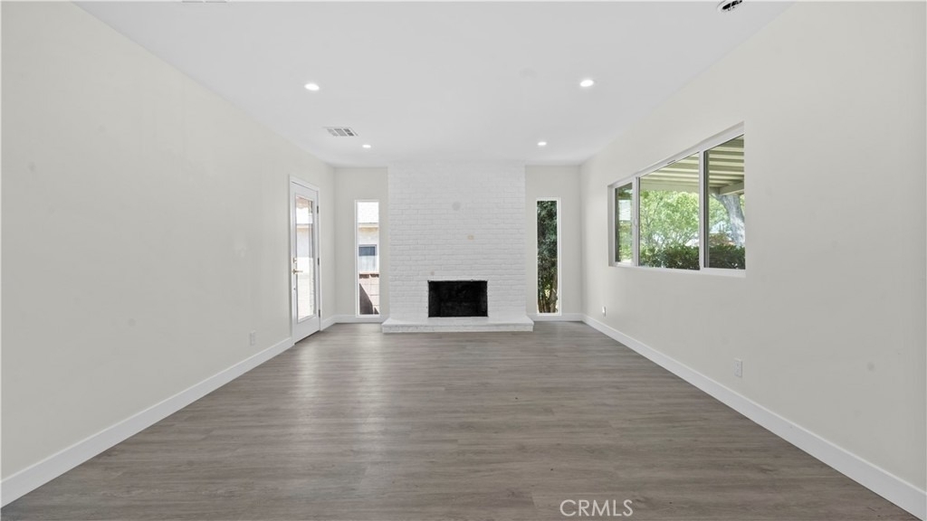1230 Spazier Avenue - Photo 4