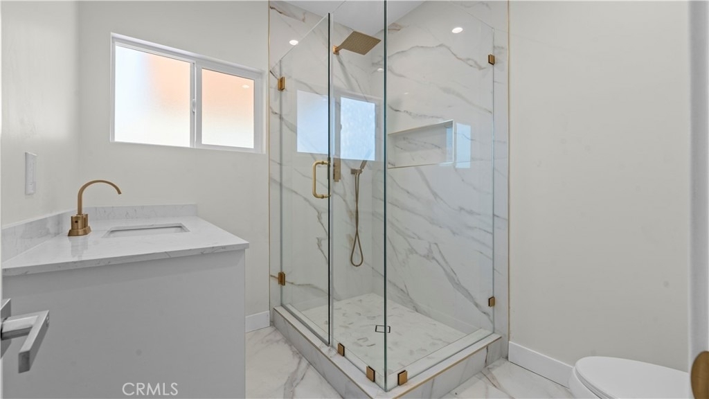 1230 Spazier Avenue - Photo 24