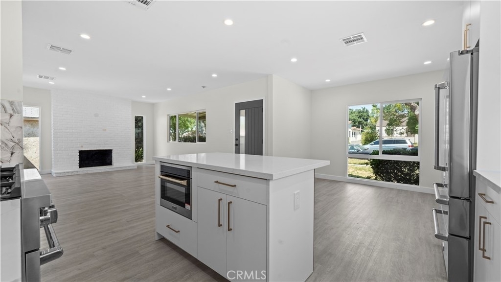 1230 Spazier Avenue - Photo 14