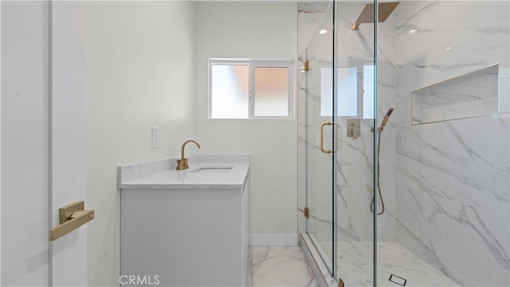 1230 Spazier Avenue - Photo 23