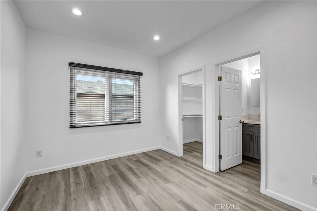 696 E 9th - Photo 17