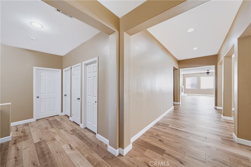 1833 English Oak Way - Photo 0