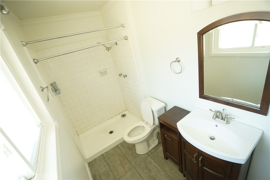 19524 Gravina Street - Photo 32