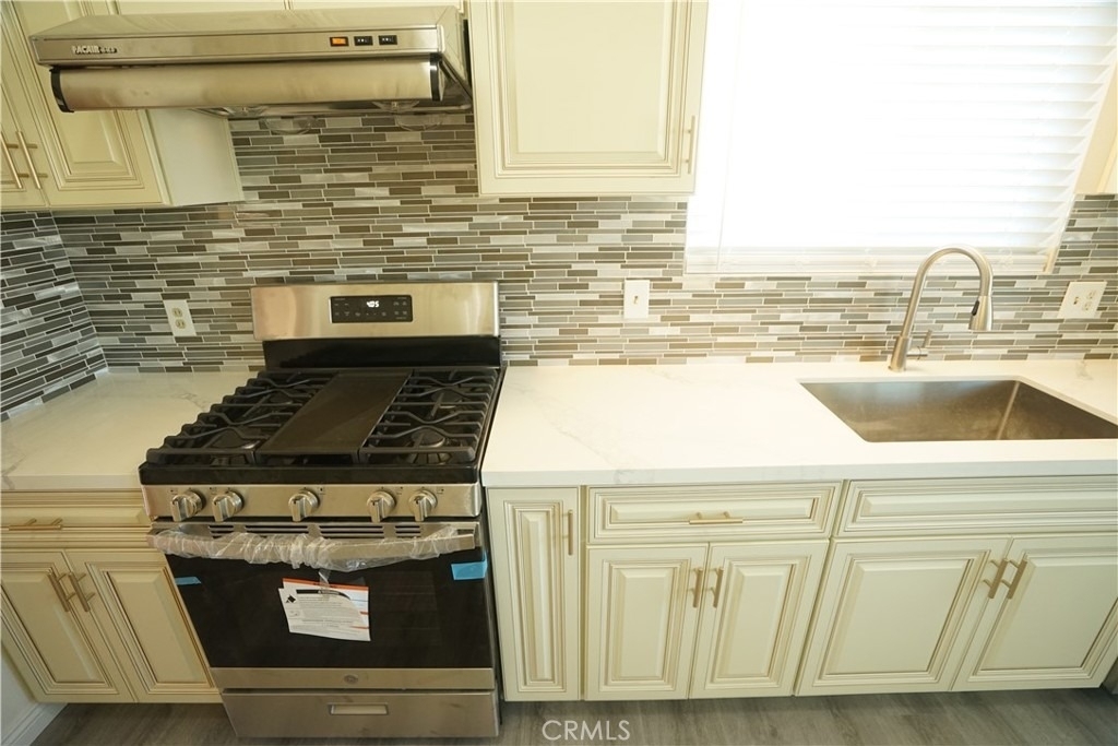 19524 Gravina Street - Photo 10
