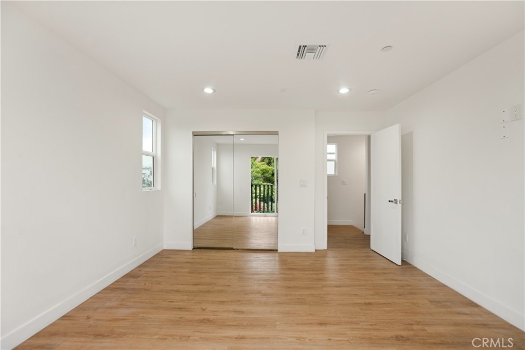 449 N Heliotrope Drive - Photo 14