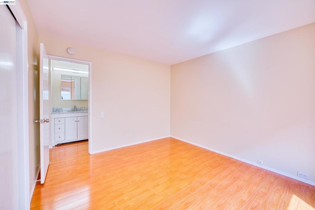 3815 Harrison St - Photo 17