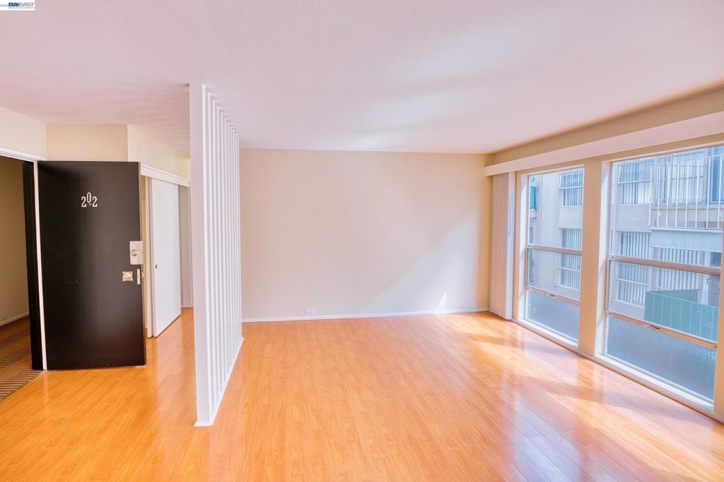 3815 Harrison St - Photo 6