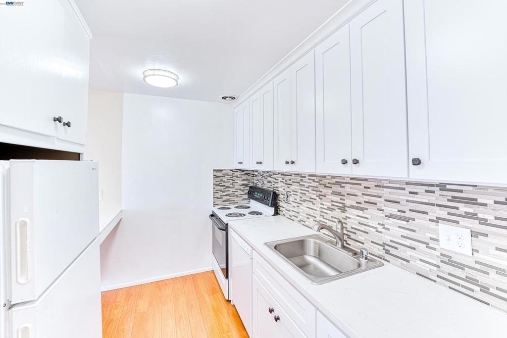 3815 Harrison St - Photo 10