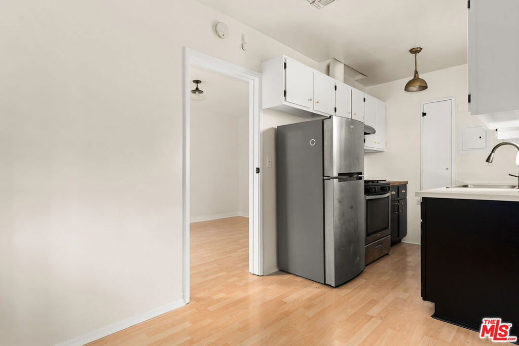 3104 Silver Lake Boulevard - Photo 6