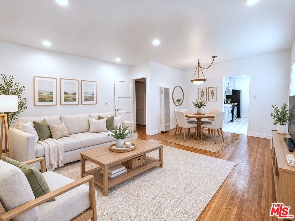 11768 Gateway Boulevard - Photo 4