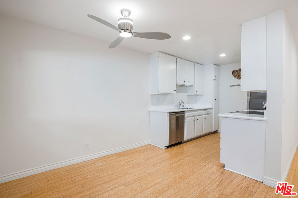 918 17th Street - Photo 4