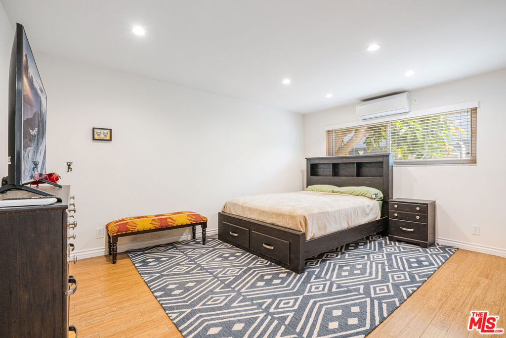 918 17th Street - Photo 9