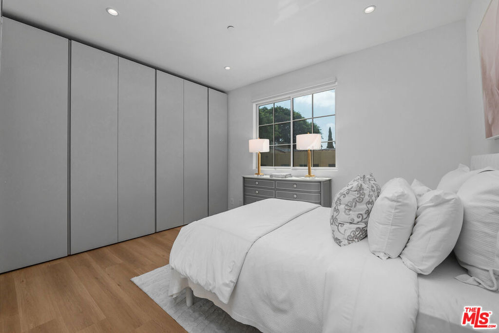 1203 N Vista Street - Photo 22