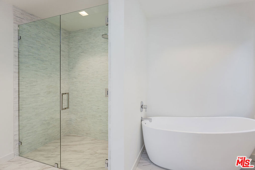 209 Hollister Avenue - Photo 21