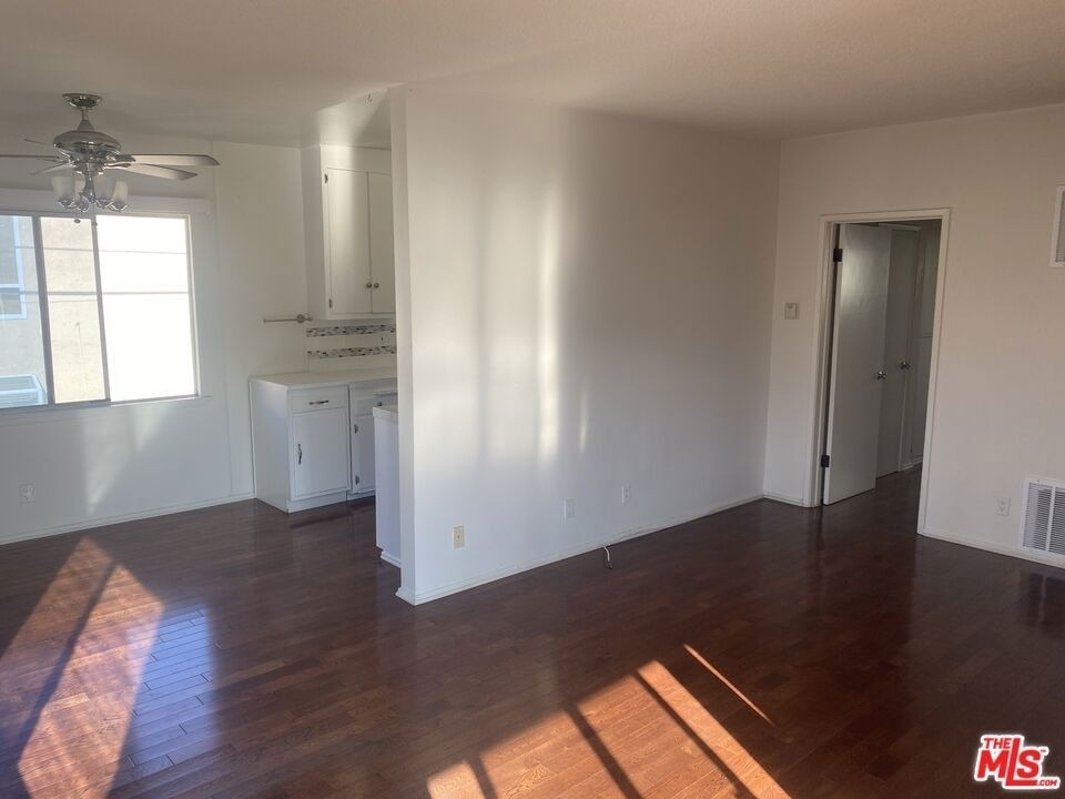 1241 17th Street - Photo 7