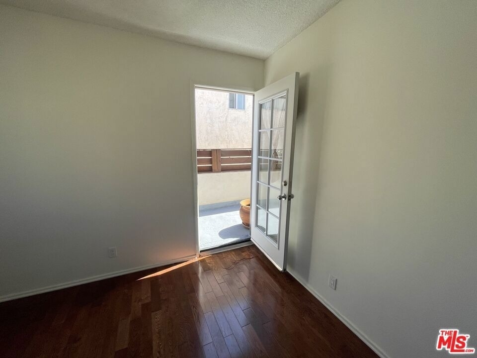 1241 17th Street - Photo 13
