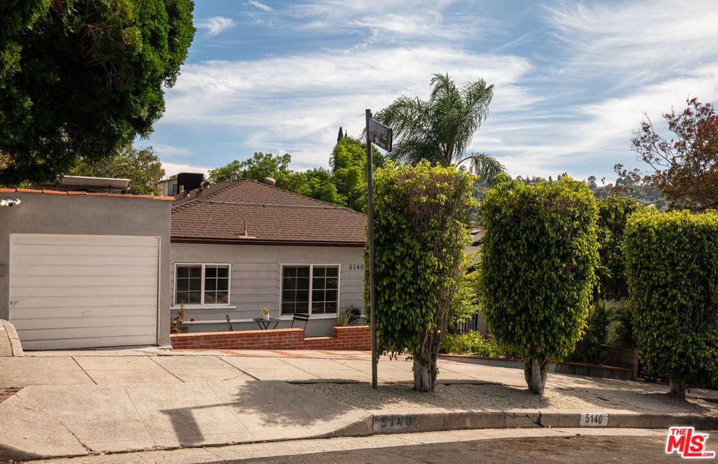 5140 Miriam Street - Photo 34