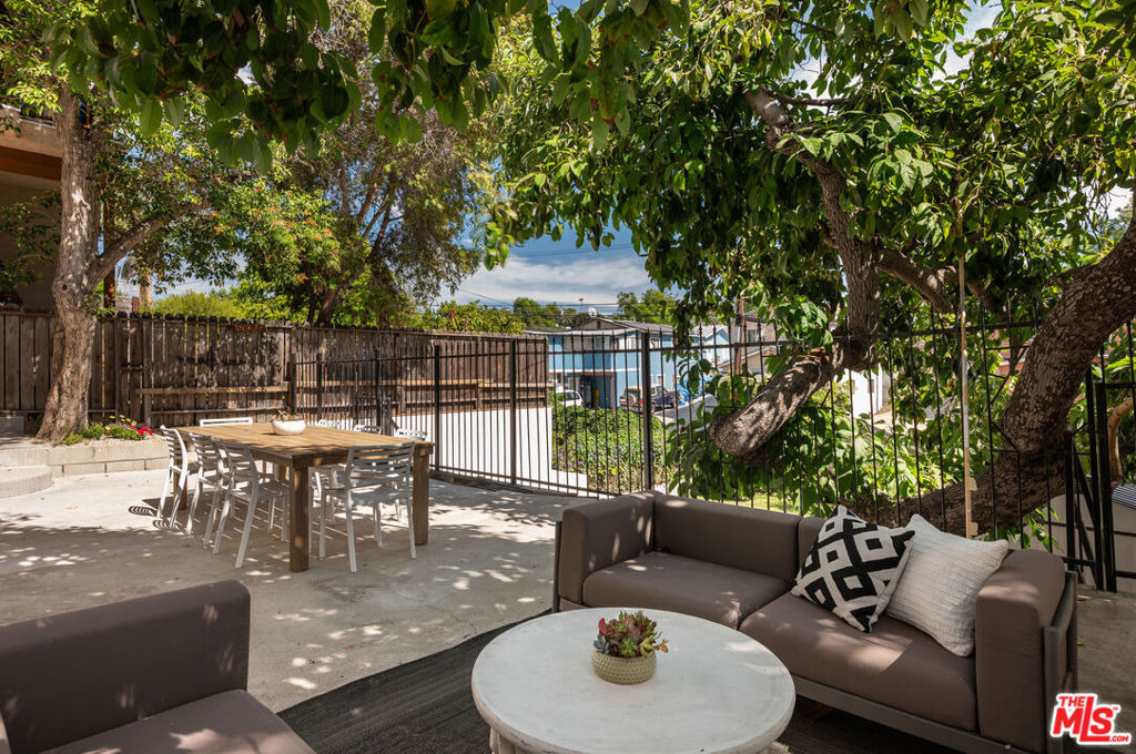 5140 Miriam Street - Photo 24