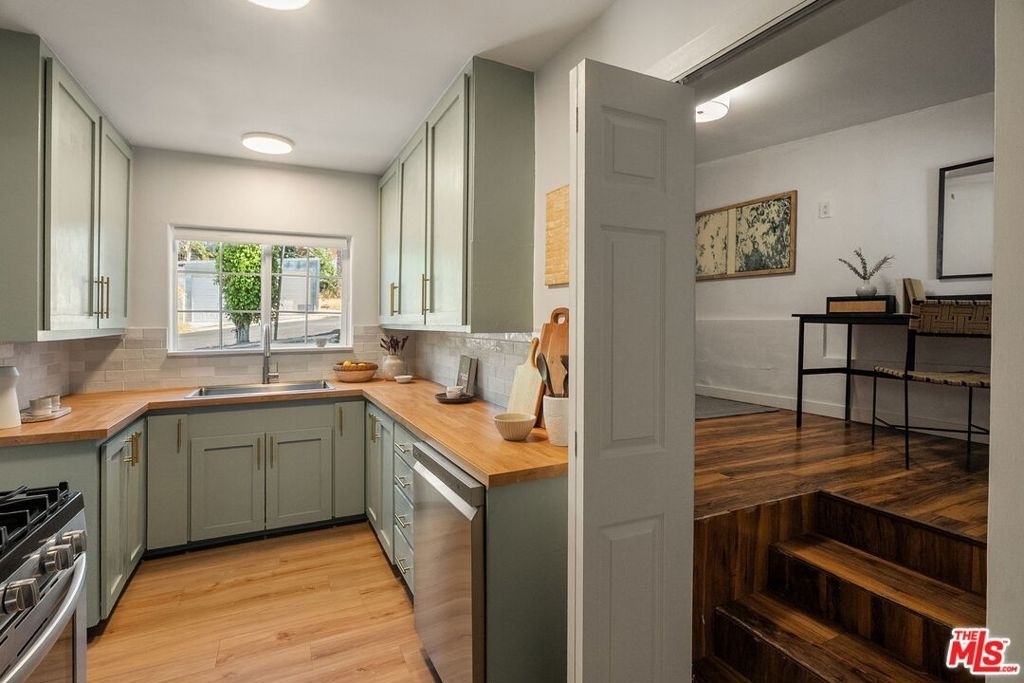 5140 Miriam Street - Photo 13